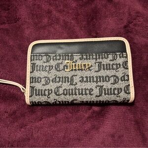 Juicy Couture Black Logo Zip Wallet with Beige Trim